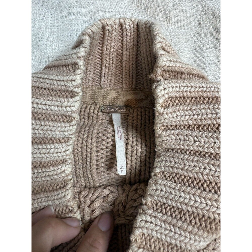 Free People Sweetheart Mock Neck Sweater Size S Sand Castle Beige Rib Knit - Picture 3 of 4